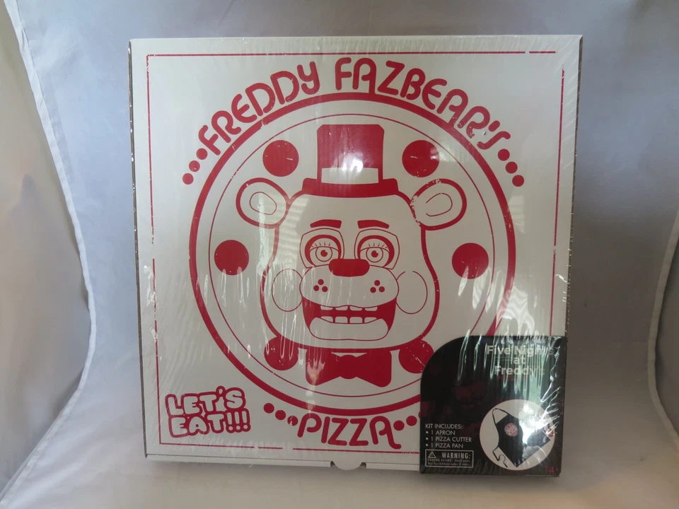 Five Nights at Freddy's 3 Pc. Fazbear's Pizza Box Apron Kit - New/Sealed - fl - Image 1 of 4