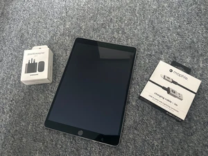 Apple iPad Pro 10.5 256GB WiFi and Cellular A1709 space grey - Picture 1 of 5