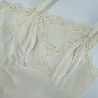 Vintage Full Slip Ivory Embroidered Flowers Lace Trim Nylon 34 Bust 30 Waist - Image 1 of 4