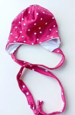 NEU * Babymütze mit Ohrenschutz * Mütze Neugeborene * Erstlingsmütze * Punkte - Bild 1 von 3