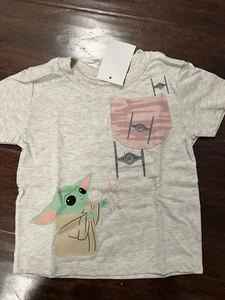 Girls Size 12 Baby Yoda Gray With Pink Camo Pocket Star Wars Shirt T-Shirt - Picture 1 of 1