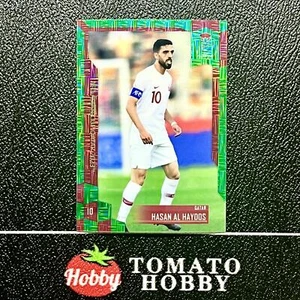 CHNCARD ASIAN CUP QATAR 2023 HASAN AL HAYOOS /25 GREEN MOJO REFRACTOR QATAR - Picture 1 of 2