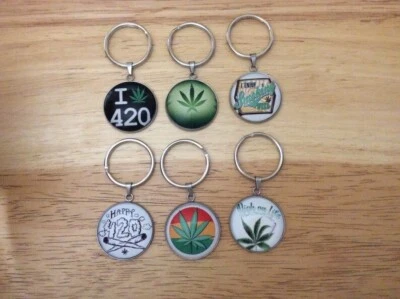 Llaveros de marihuana, llaveros de hierba, llavero de olla Foto 1 de 4