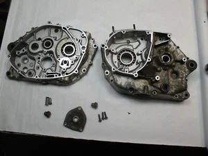 2005 SUZUKI DRZ125 DR 125 CRANKCASES ENGINE BLOCK + GOOD THREADS + GOOD STUDS - Bild 1 von 11
