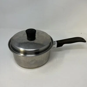 Lustre Craft 2 Qt Pot With Lid 18-8 Stainless Steel 3 Ply - Picture 1 of 7