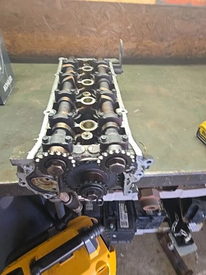 Cabeça de cilindro 98-04 Nissan D22 Frontier Ka24de - Imagem 1 de 4