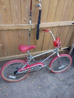 20英寸哥伦比亚BMX自行车已经看到谷仓20年需要工作 — 第 1/4 张图片