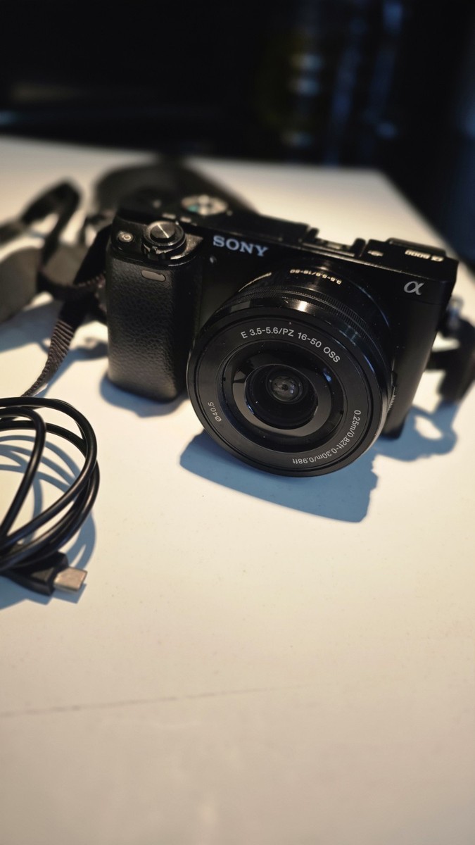 Sony A6000 Mirrorless Interchangeable Lens Cameras for Sale Sony A6000 Mirrorless Interchangeable Lens Cameras for Sale