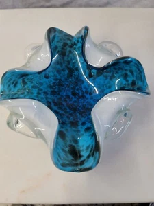 Blue, White, and Copper Seguso Fratelli Taso multi-lobed glass Murano Glass Bowl - Picture 1 of 22