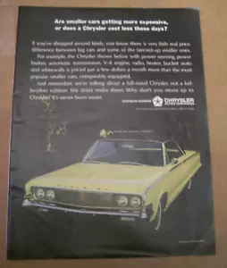Anuncio original de revista Chrysler Newport 1965 "Los autos más pequeños obtienen más..." - Imagen 1 de 1
