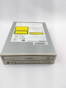 Yamaha CRW2100E CD-Rewritable Drive - Picture 1 of 3