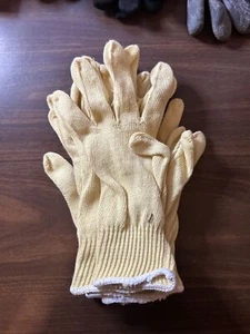 DuPont Kevlar Glove Cut And Slash Resistant Size Small - 5 Pair - Picture 1 of 2