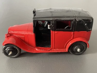 Dinky Toys 36G Austin Taxi with Driver 1946-48 - Superb Restoration - Image 1 of 4