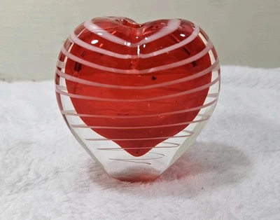 Red White Heart Shaped Swirled Hand Blown Glass Bud Vase Paperweight Art Glass - Image 1 of 4