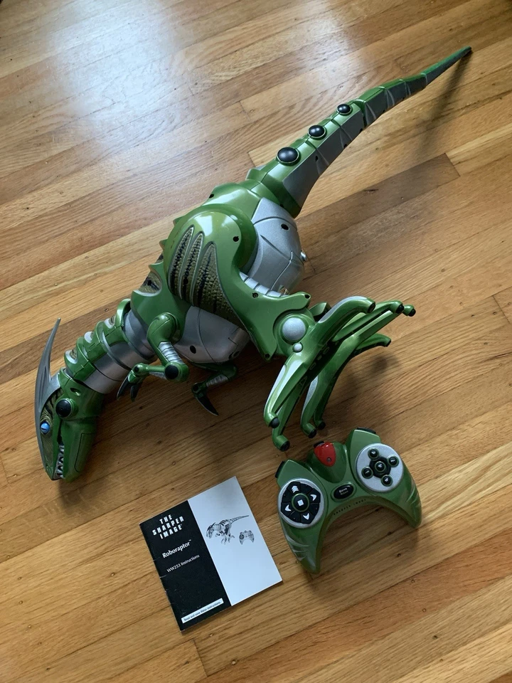 WowWee LARGE 32" Large GREEN INTERACTIVE ROBORAPTOR Dinosaur with REMOTE-TESTED - Image 1 of 4