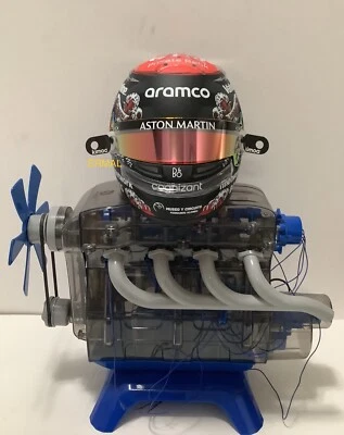 Гран-при Японии Фернандо Алонсо 2024 с ОБНОВЛЕНИЯМИ! 1/2 шлем F1 распродано - Изображение 1 из 4