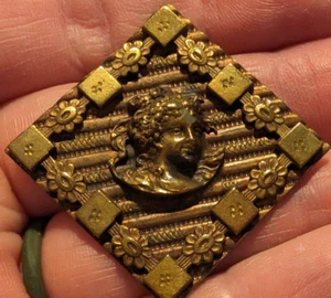 Vintage 3D Face on Square Picture Button Story Metal Brass Gold Tone - Picture 1 of 13