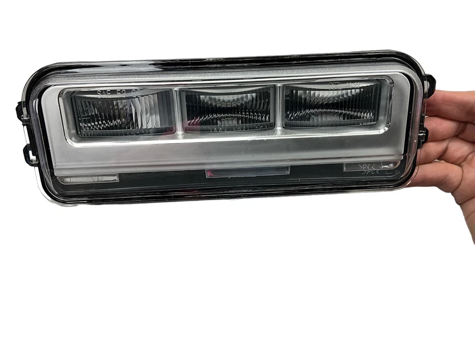 2022-2023 Toyota Tundra светодиодный DRL противотуманный фонарь левый пассажирский OEM подлинный - Изображение 1 из 3