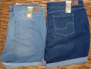 SIGNATURE LEVI STRAUSS PLUS SZ MID-RISE STRETCH 5" DENIM SHORTS NEW W/TAGS - Picture 1 of 11