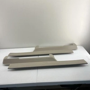 2002 Cadillac Escalade Set Front Cadillac Kick Door Sill Scuff Plate Tan - Bild 1 von 24