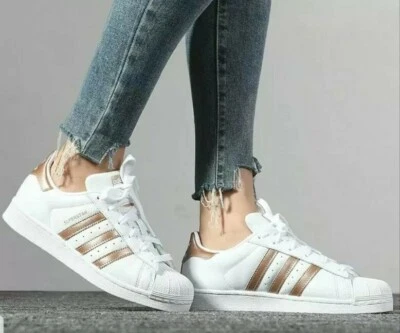 ADIDAS ORIGINALS SUPERSTAR EE7399 WHITE COPPER METALIC GOLD LEATHER WOMENS SHOES - Image 1 of 4