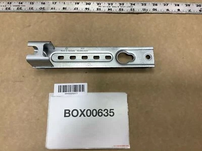 Volkswagen Touareg 2005 7L soporte ajustador de cinturón delantero izquierdo del lado del conductor OEM+ Foto 1 de 4