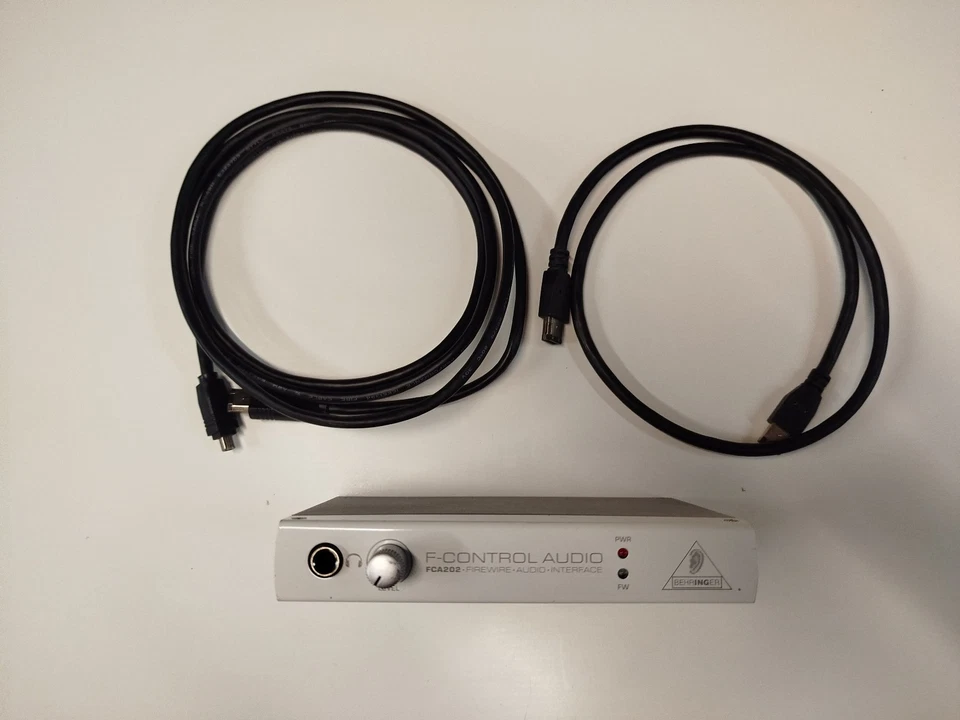 Behringer Fca202 Scheda Audio - Vedi foto per descrizione - Immagine 1 di 4