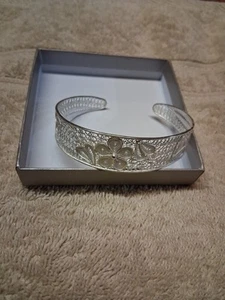 Bracelet Sterling Silver 7.25" Cuff Bali Legacy Floral & Leaf 12.50 Grams (1027) - Picture 1 of 6