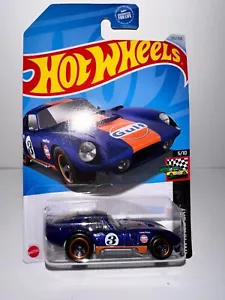 HOT WHEELS 2024 Q CASE SHELBY COBRA DAYTONA COUPE HW RACE DAY 5/10 GULF OIL RARE - Picture 1 of 3