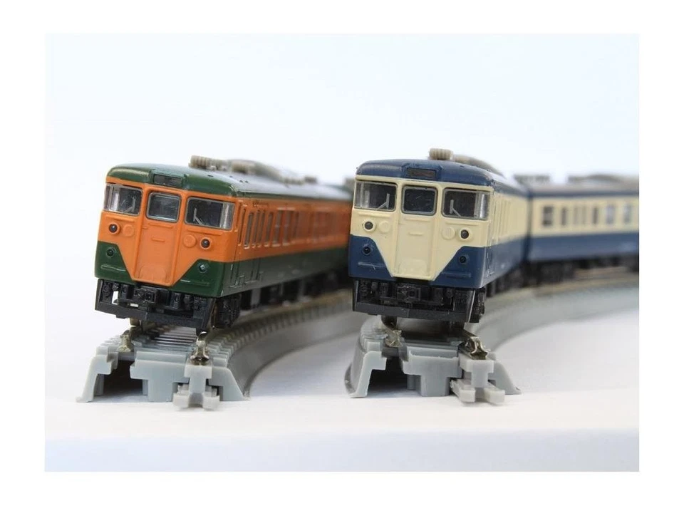 Rokuhan Zgauge R064 Canted Rail R195-30 (6 Pieces included) - Image 1 of 1