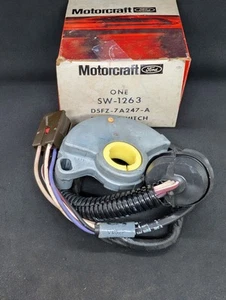 NOS 1975 1976 1977 1978 FORD MUSTANG II C4 AUTOMATIC TRANS NEUTRAL SAFETY SWITCH - Picture 1 of 22