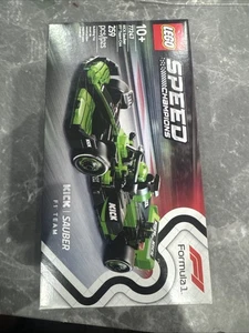 LEGO® Speed Champions KICK Sauber F1 Team C44 77247 New SEALED - Picture 1 of 1