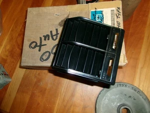BUICK 1243749 1973-1977; CENTURY & REGAL OUTLET; HEATER & A.C. #1240540 (CENTER) - Picture 1 of 1
