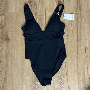 Neu mit Etikett Quitte schwarz UPF 50 Sonnenschutz tiefer V-Ausschnitt Einteiler Badeanzug Größe M - Bild 1 von 4