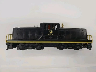 Lionel Postwar O Gauge 628 Northern Pacific 44-Ton Diesel Switcher  - Image 1 of 4