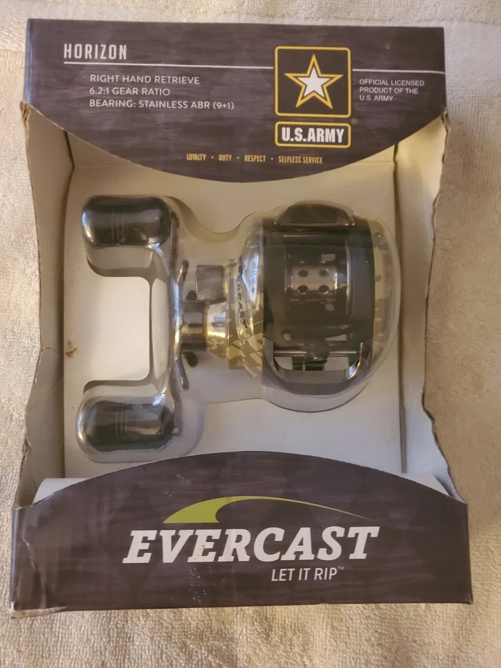 Carrete de pesca Evercast ejército de EE. UU. baitcasting en caja nuevo Foto 1 de 4