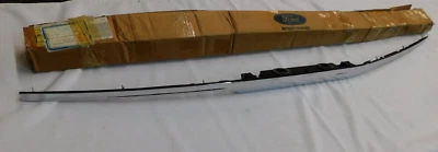 NOS OEM Ford 1990 1993 Lincoln Continental Trunk Moulding Trim 1991 1992 w/ Lamp - Image 1 of 4