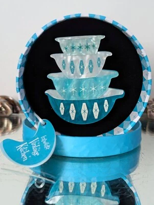 Erstwilder Nanna's Prized Diamond Bowls Resin Brooch Vintage Kitchen-Pyrex Style - Image 1 of 4