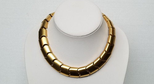 Collana girocollo maglia grossa tono oro vintage firmata GIVENCHY