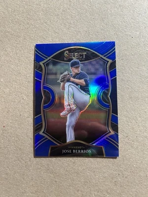 2021 Panini Select - Concourse José Berríos #44 Blue Prizm /149 - Image 1 of 2