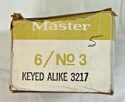 Lot of 3 - Master Padlock #3 Keyed Alike 3217 - 1-1/2" wide body - 2 keys/lock - Image 1 of 4