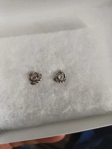 925 Sterling Silver Heart Earrings - Picture 1 of 4