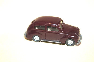 Wiking 1:87 12820  Modellauto  PKW Ford Taunus 1949 Rotbraun    (A99) - Bild 1 von 2