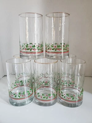 VTG Arby's (set of 8) Christmas Glasses Tumblers Holly Berry Gold Rim - Image 1 of 4