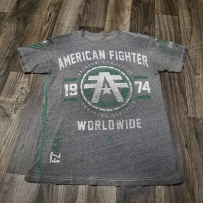 Camiseta para hombre American Fighter gris/verde gráfica mediana mezcla de algodón cuello redondo Foto 1 de 4