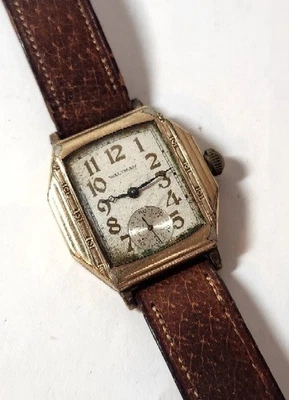 21 Jewel Waltham Art Deco Wristwatch in Excellently Designed Gold Filled Case - Image 1 of 4