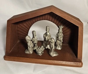 1982 Spoontique #682 Pewter Nativity Set With Wood Stable And 6 Figurines - Picture 1 of 24