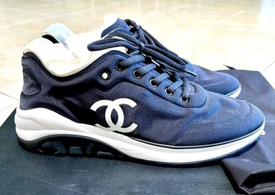 Подлинные кроссовки CHANEL черная лайкра унисекс размер 44 (94305) с коробкой и мешком для пыли - Изображение 1 из 4