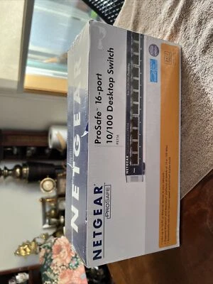 NEW NETGEAR ProSAFE 16 Port 10/100 Desktop Switch Fast Ethernet Switch FS116 - Image 1 of 4