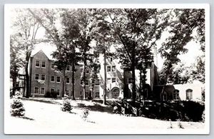Aurora IL ~ Campus Universitario Aurora ~ Escape de incendios ~ Foto real ~ RPPC de la década de 1940 - Imagen 1 de 2